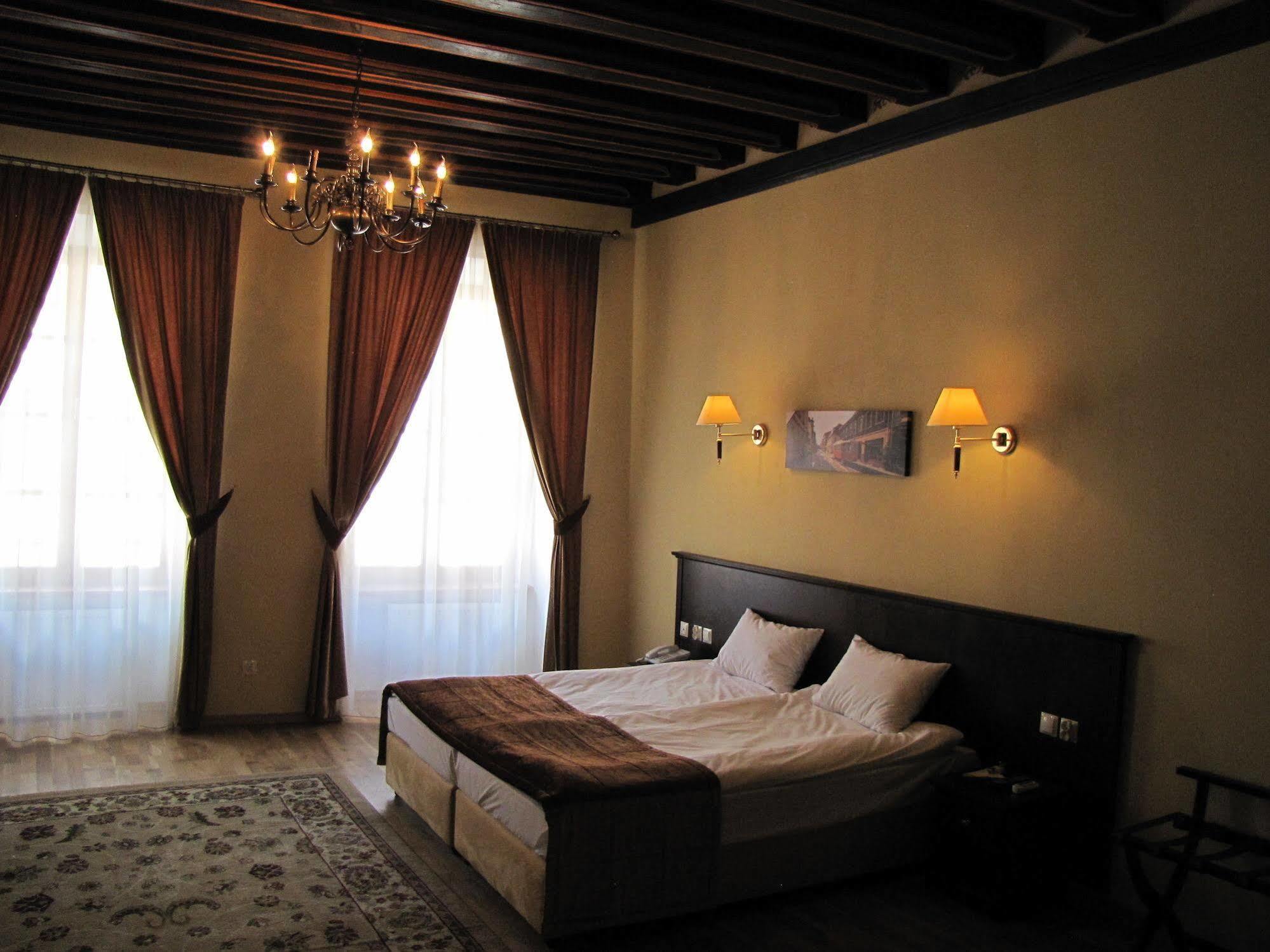 Rezydencja Cleopatra Bed & Breakfast Lublin Exterior photo