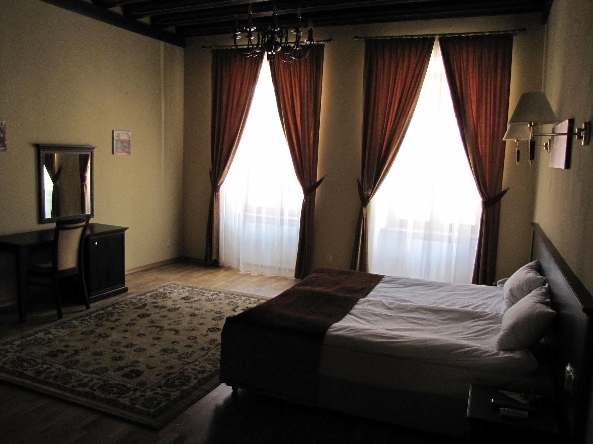 Rezydencja Cleopatra Bed & Breakfast Lublin Exterior photo